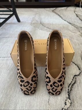 BRAND NEW VIVAIA MARGOT 2.0 with orig box. 🐆US 6.5 EU 37